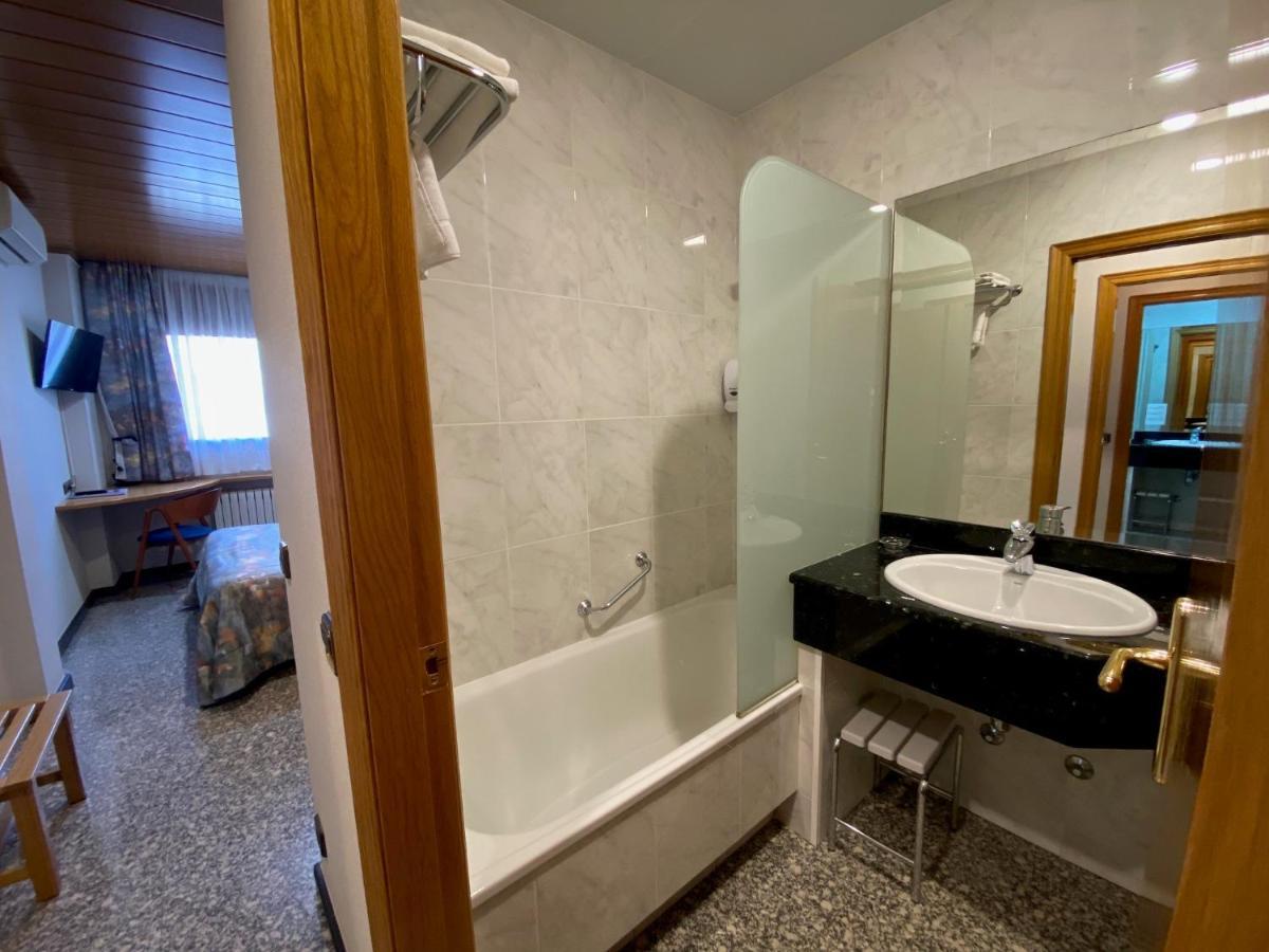 Hotel Sant Antoni Рибес-де-Фресер Екстер'єр фото